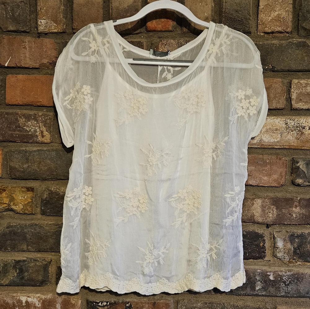 Split Lace Top With Tank Top